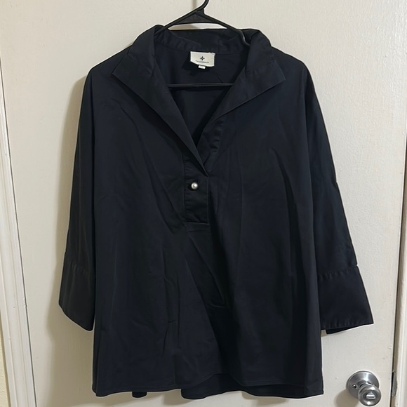 Tuckernuck Tops - EUC Tuckernuck Women's Willow Black 3/4 Sleeve Blouse XL